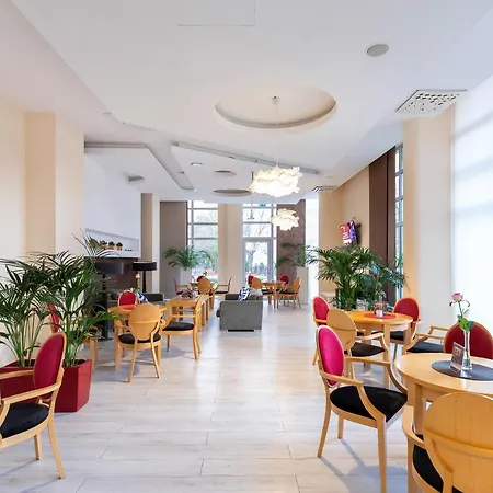 Kosciuszki Pool & Gym By Renters * Kolobrzeg